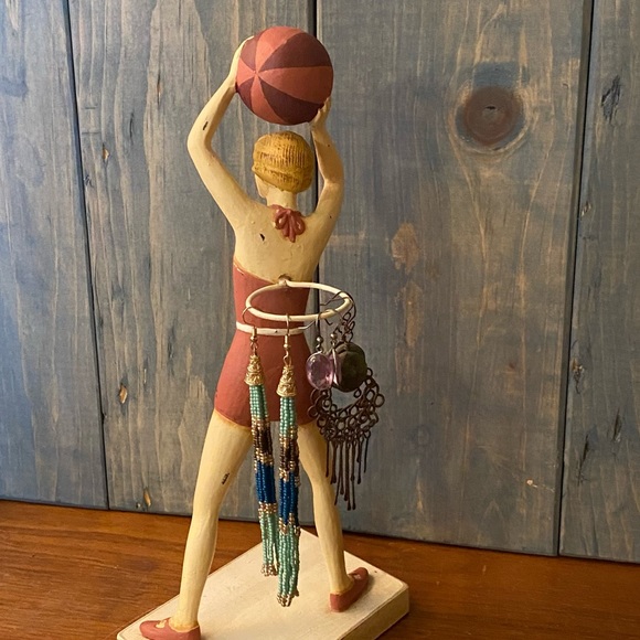 Vintage Rare Female Basketball Player 12” Figurine - Picture 14 of 14